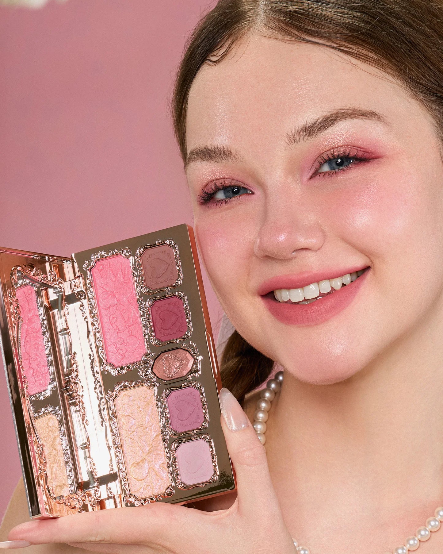 S02 Cupids Mischief - Strawberry Cupid Makeup Palette