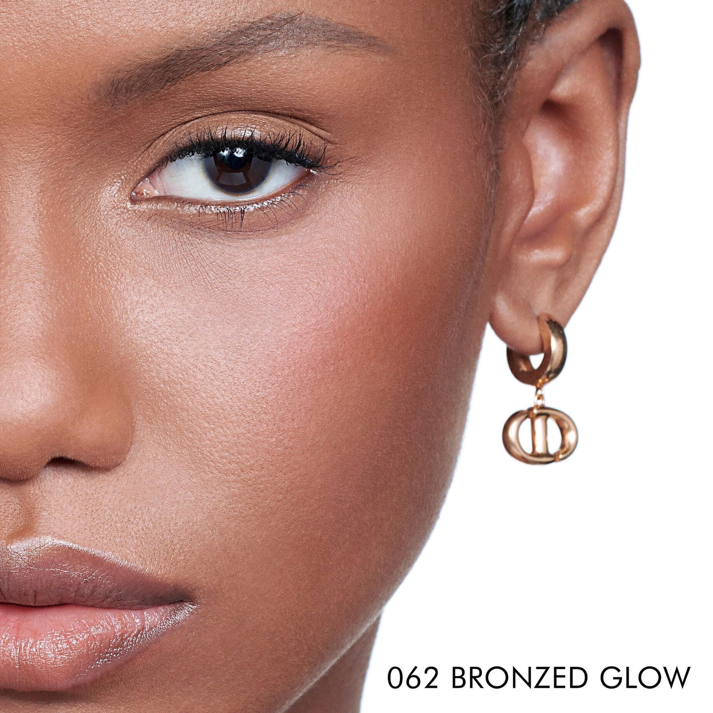 062 Bronzed Glow - Rosy Glow Color-Reviving Powder Blush