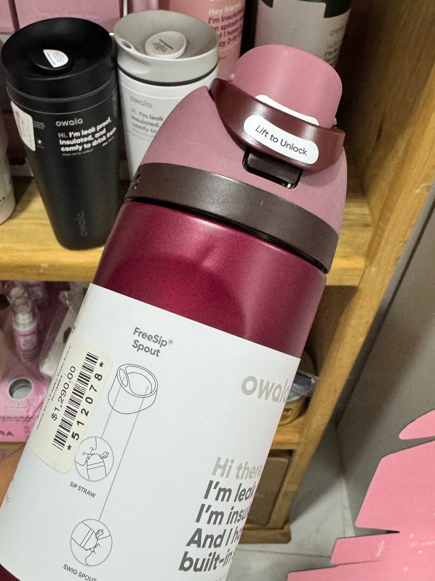 Owala 24 oz FreeSip Water Bottle - Poinsettia *CON DETALLE, VER ÚLTIMA FOTO*