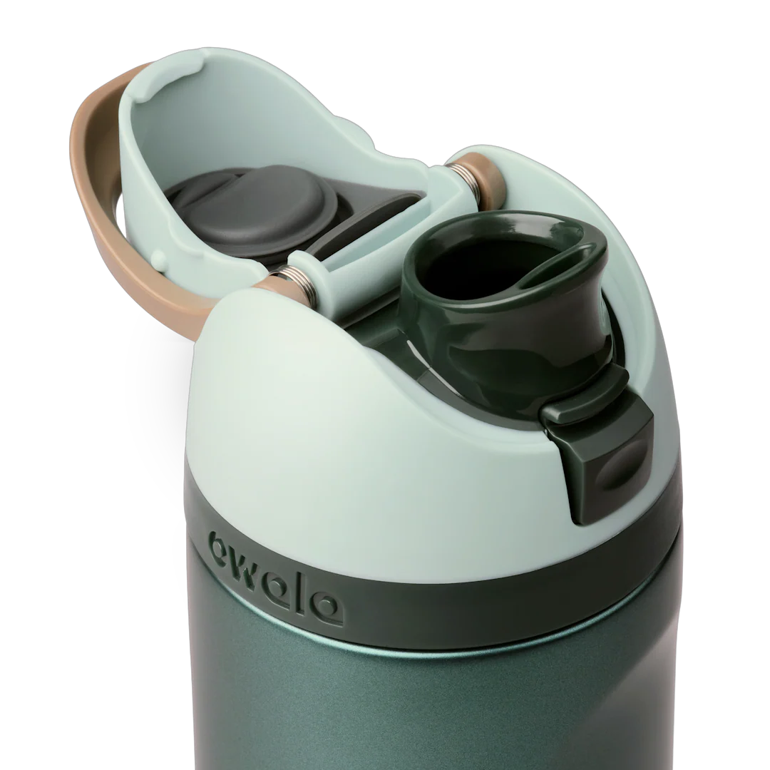 Owala 24 oz FreeSip Water Bottle - Wintergreen