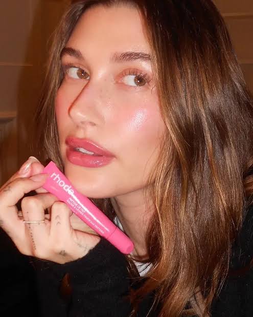 Peptide Lip Tint Sugar Cookie