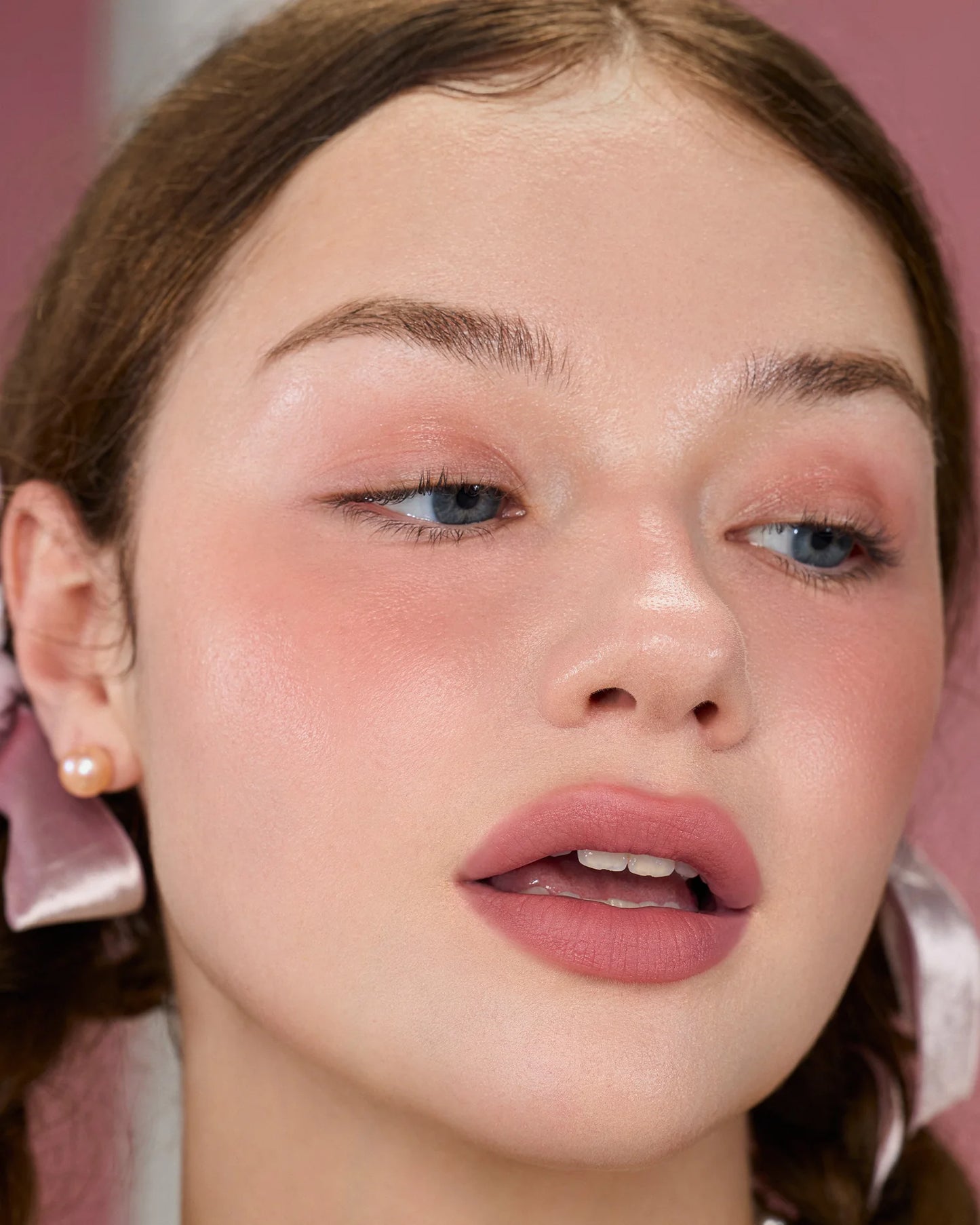 V04 Meredith - Strawberry Cupid Cake Lip Cream