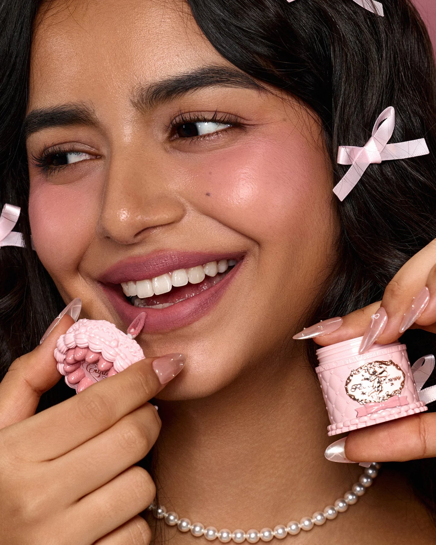 V04 Meredith - Strawberry Cupid Cake Lip Cream