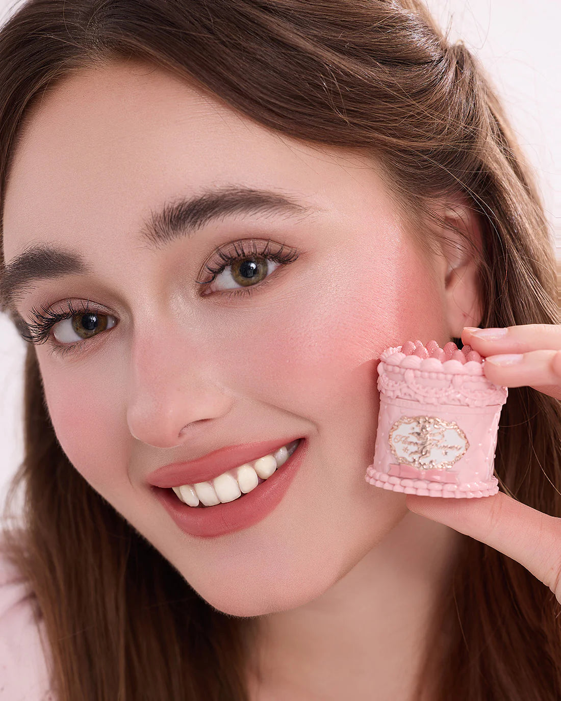 V04 Meredith - Strawberry Cupid Cake Lip Cream
