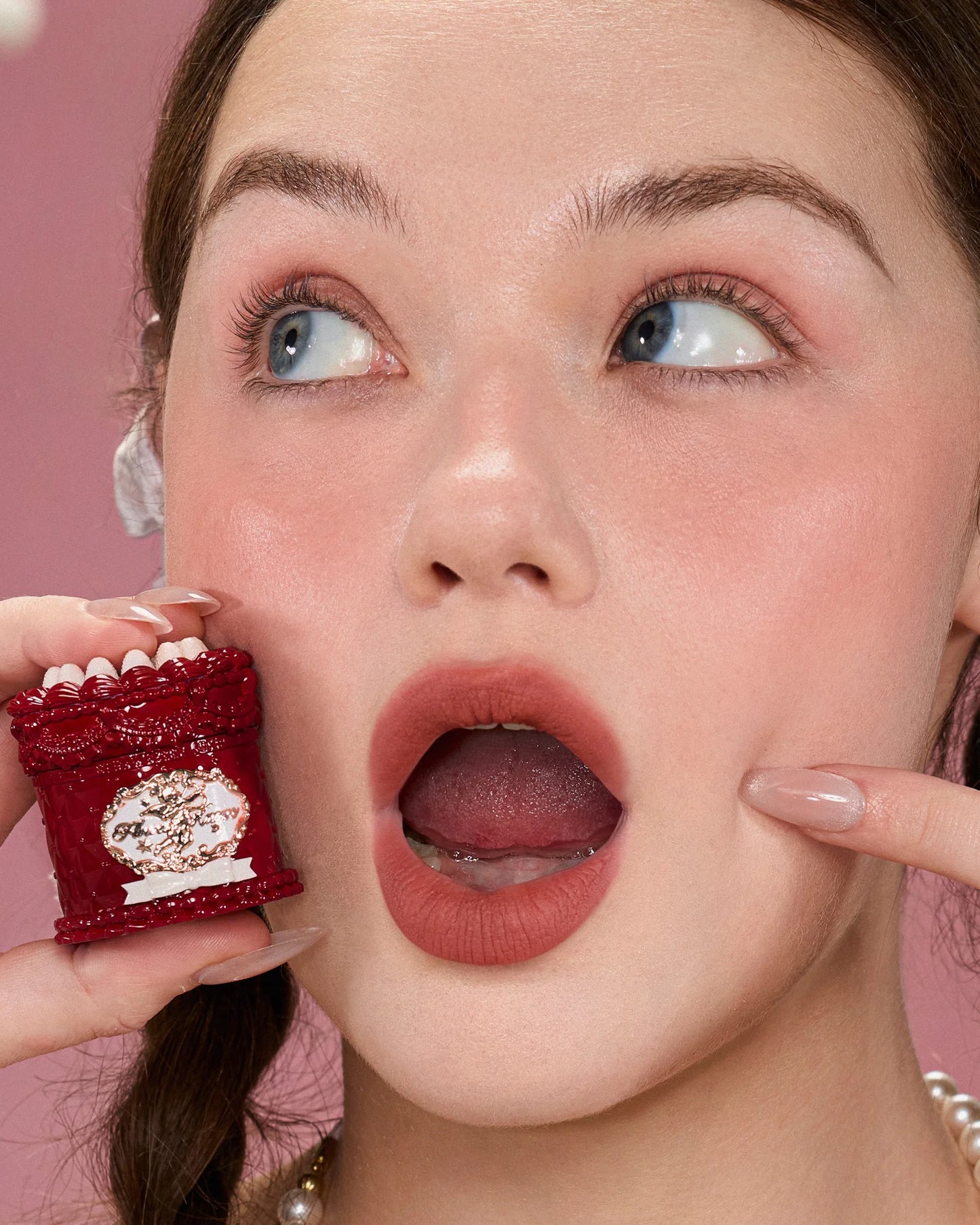 V07 Fig - Strawberry Cupid Cake Lip Cream