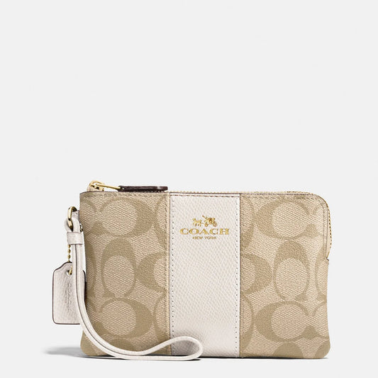 Corner Zip Wristlet In Signature Canvas - GOLD/LIGHT KHAKI CHALK