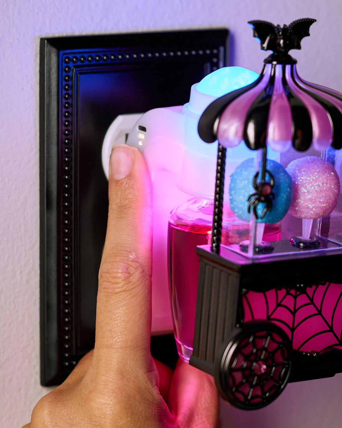 Cotton Candy Cart Nightlight -Wallflowers Fragrance Plug