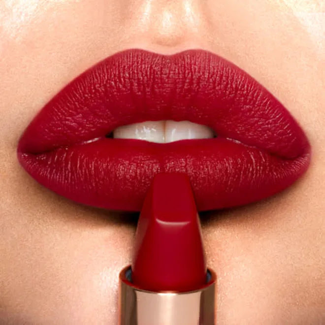 Red Carpet Red - Matte Revolution Hydrating Lipstick