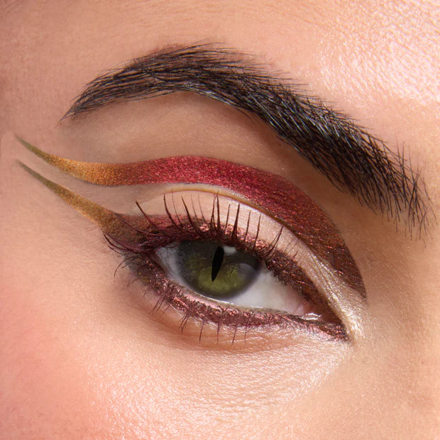 Dragon's Keep - Delineador Multicromo + Máscara de pestañas - Shrek x Colourpop