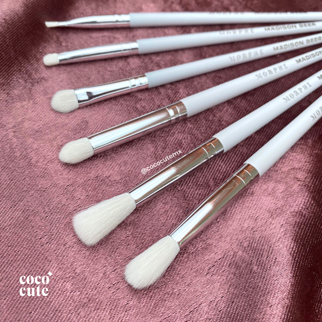 MADISON BEER CHANNEL SURFING EYE BRUSH SET